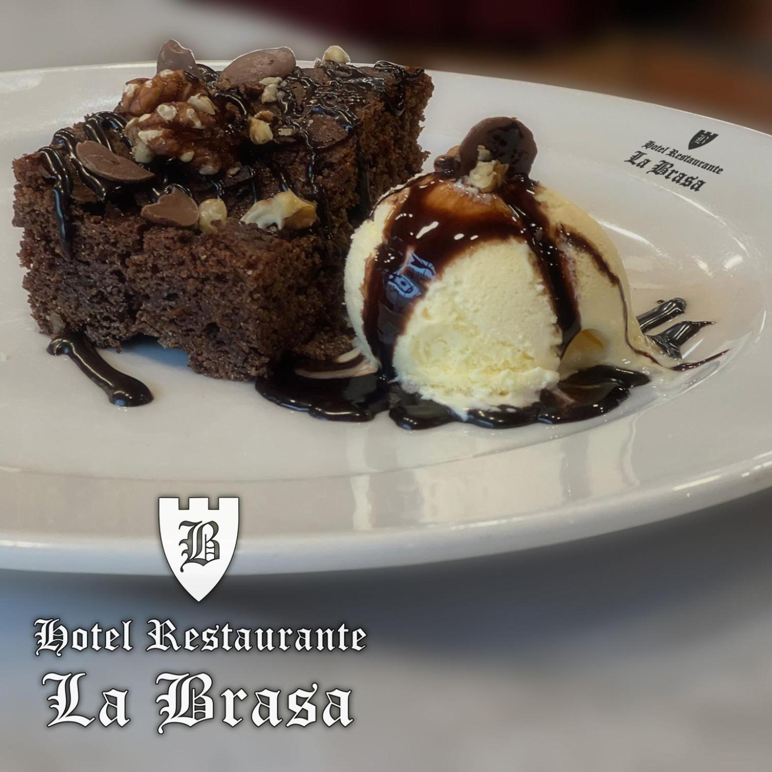 Vélez de Benaudalla Hotel La Brasa מראה חיצוני תמונה