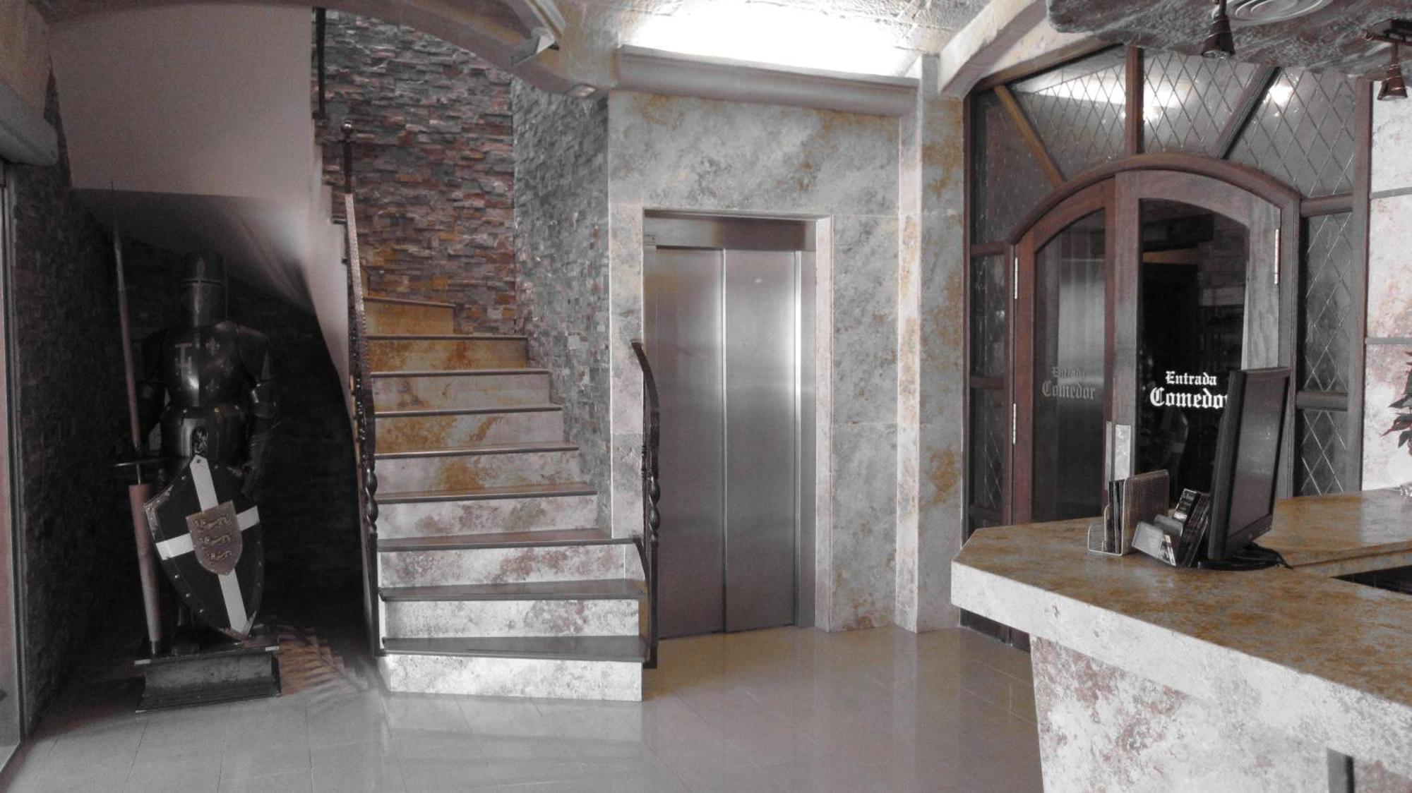 Vélez de Benaudalla Hotel La Brasa מראה חיצוני תמונה