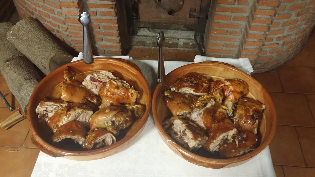 Vélez de Benaudalla Hotel La Brasa מראה חיצוני תמונה