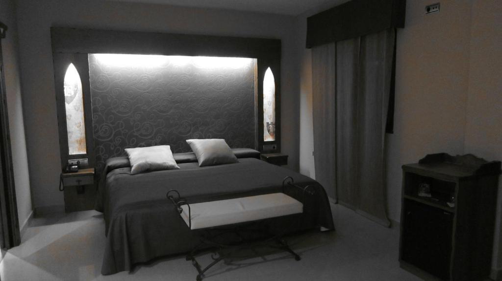 Vélez de Benaudalla Hotel La Brasa מראה חיצוני תמונה