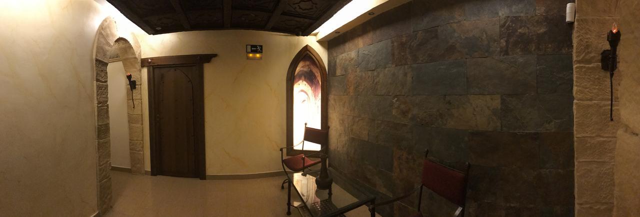 Vélez de Benaudalla Hotel La Brasa מראה חיצוני תמונה